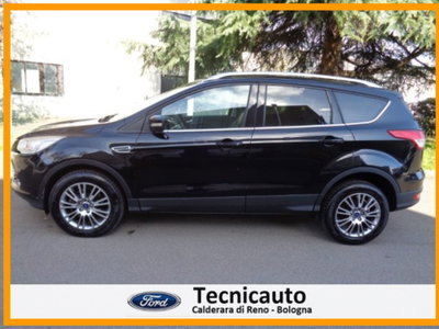 Ford Kuga 2.0 TDCI 140 CV 4WD Powershift Titanium (2)