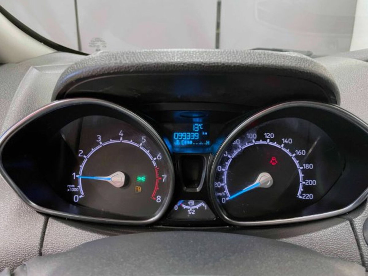 Ford EcoSport 1.0 EcoBoost 125 CV (20)