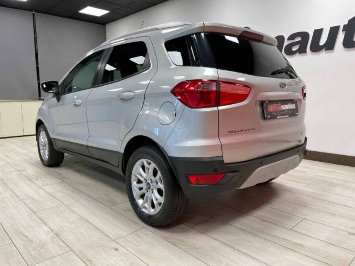 Ford EcoSport 1.0 EcoBoost 125 CV (8)