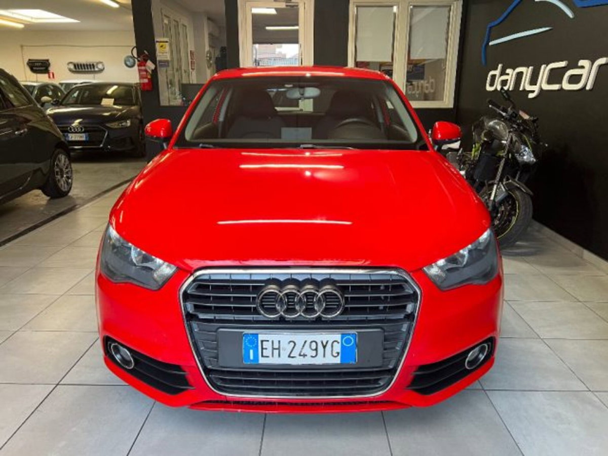 Audi A1 1.4 TFSI S tronic 119g Ambition (2)