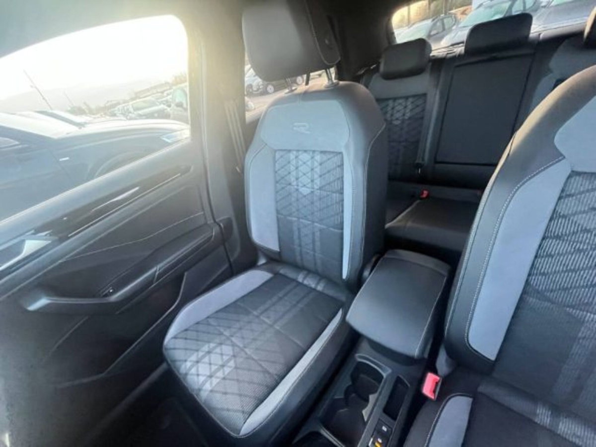 Volkswagen T-Roc 1.0 tsi R-Line 115cv (10)