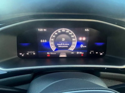 Volkswagen T-Roc 1.0 tsi R-Line 115cv (13)