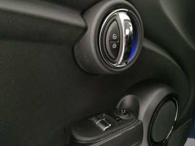 MINI Mini 1.5 Cooper D (15)
