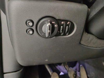 MINI Mini 1.5 Cooper D (6)