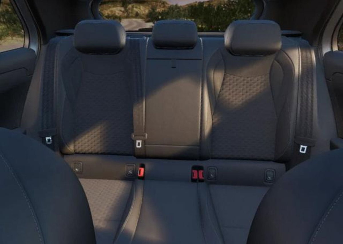 Volkswagen T-Roc 1.5 etsi R-Line 150cv dsg (5)