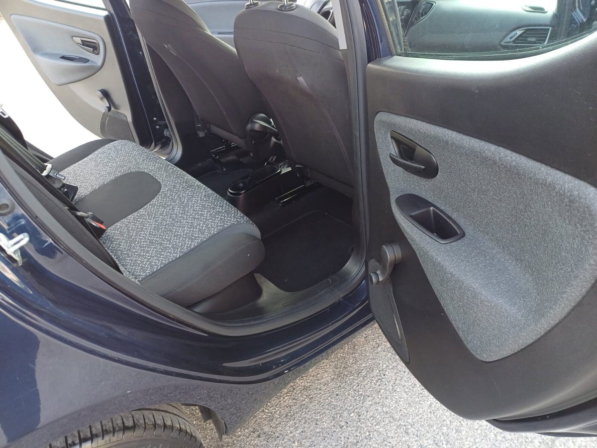 Lancia Ypsilon 1.2 69 CV 5 porte GPL Ecochic Platinum (12)