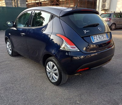 Lancia Ypsilon 1.2 69 CV 5 porte GPL Ecochic Platinum (18)