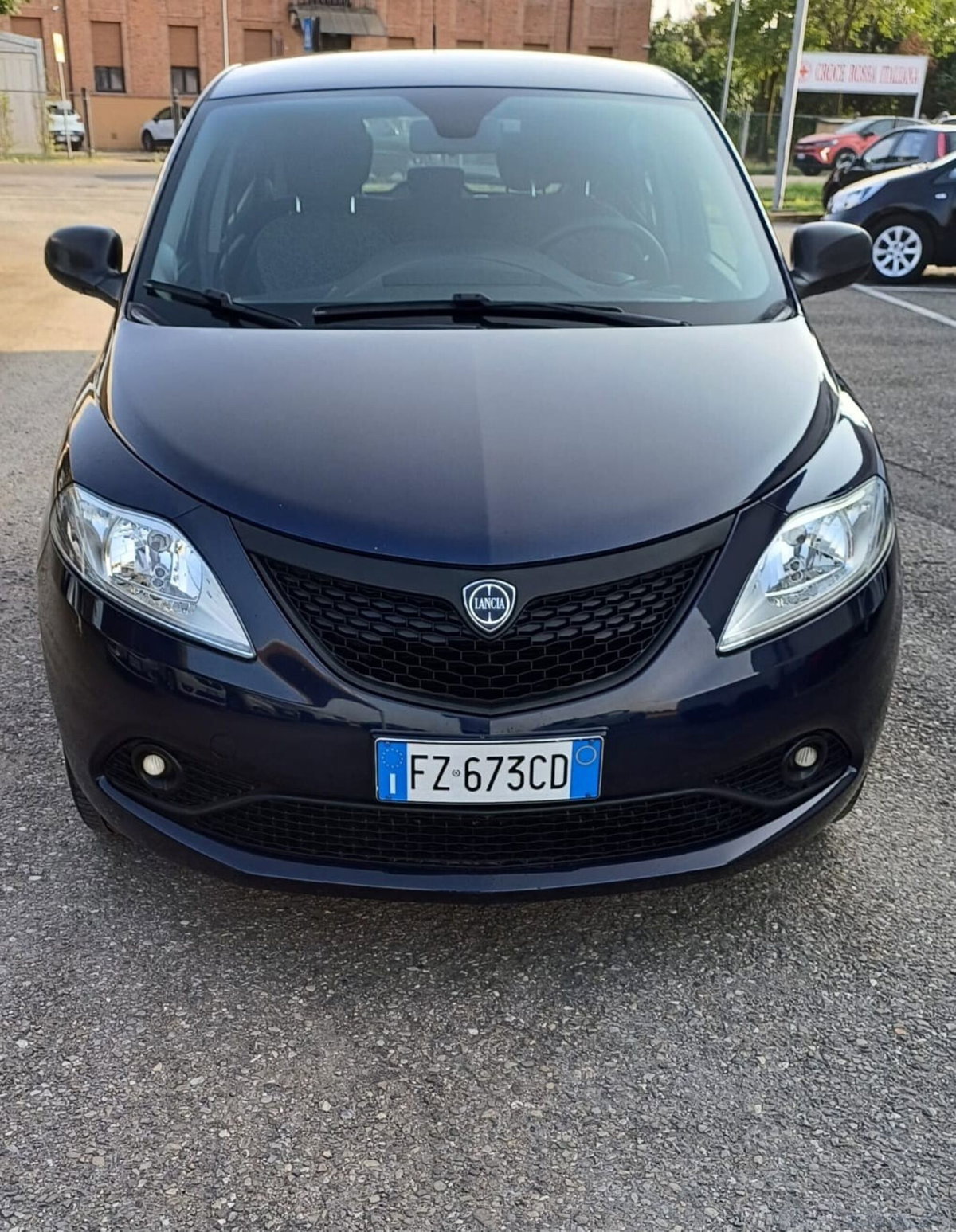 Lancia Ypsilon 1.2 69 CV 5 porte GPL Ecochic Platinum (20)