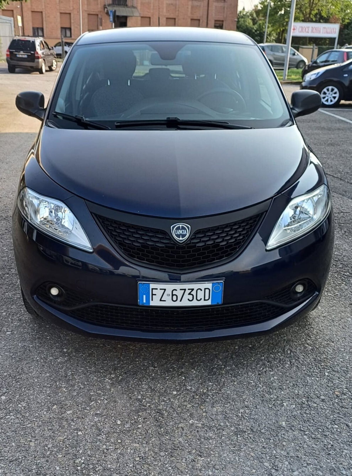 Lancia Ypsilon 1.2 69 CV 5 porte GPL Ecochic Platinum (3)