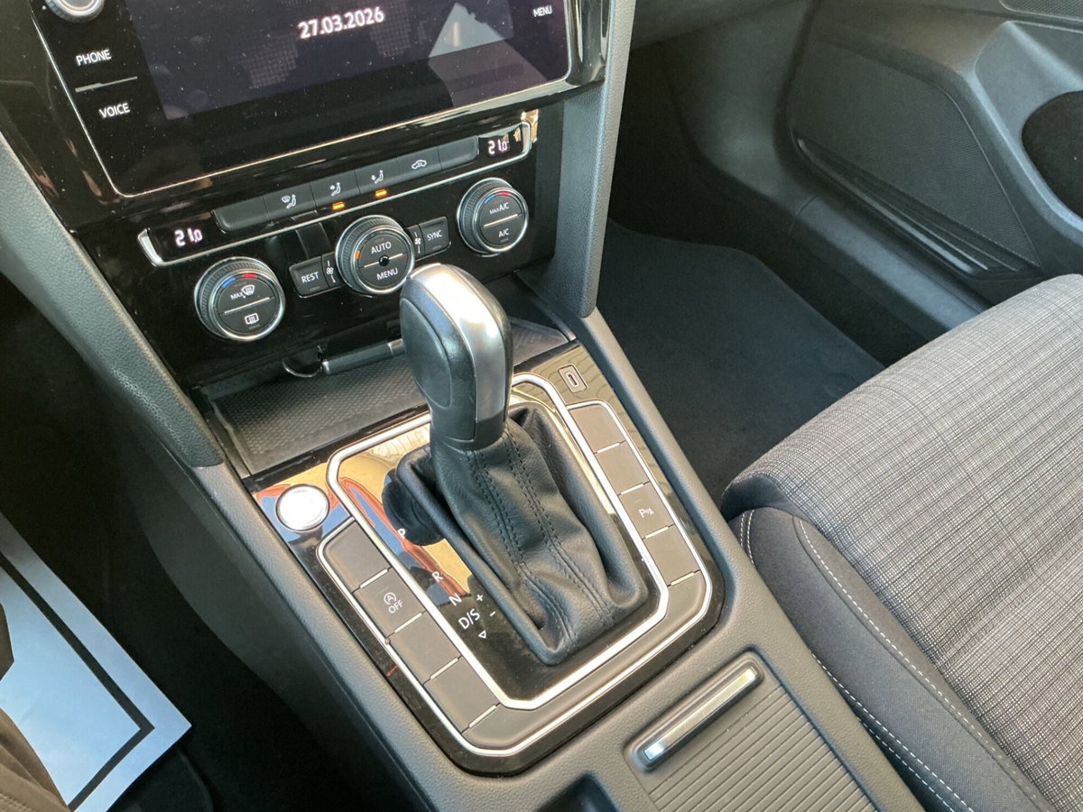 Volkswagen Passat Variant 2.0 TDI SCR EVO DSG Executive (17)