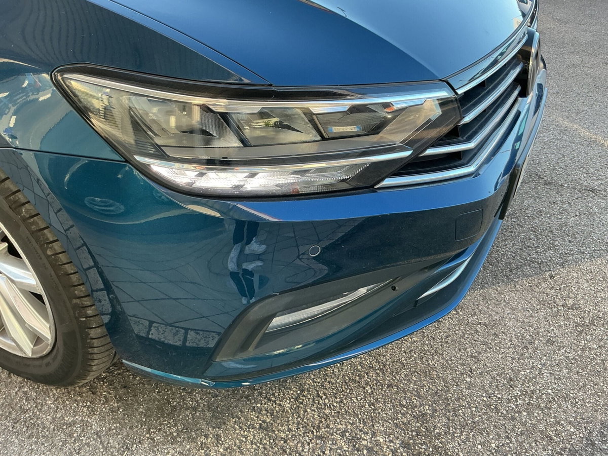 Volkswagen Passat Variant 2.0 TDI SCR EVO DSG Executive (2)