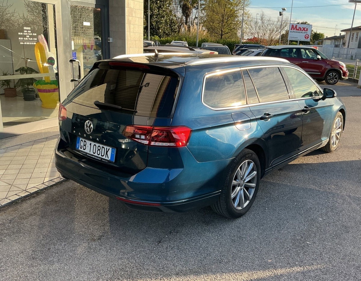 Volkswagen Passat Variant 2.0 TDI SCR EVO DSG Executive (5)