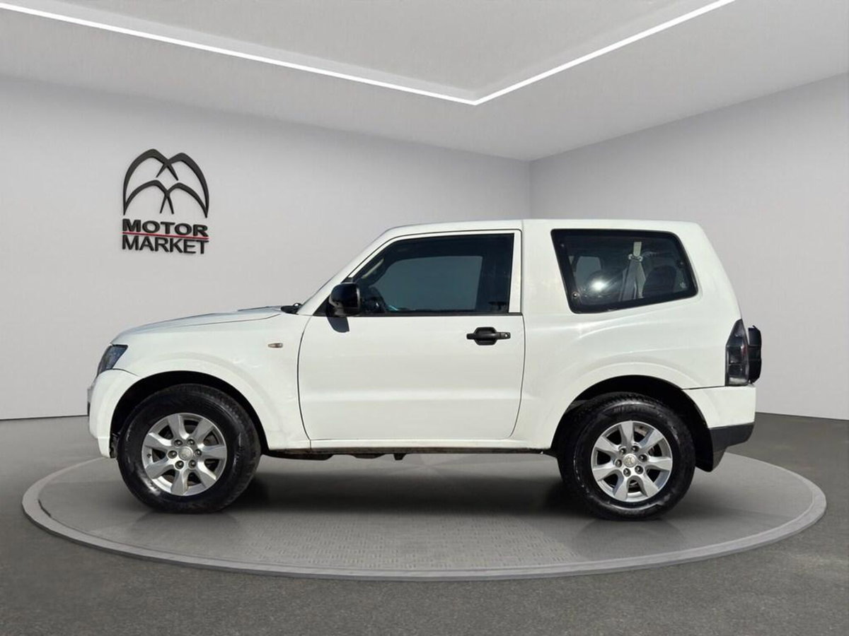 Mitsubishi Pajero 3.2 DI-D 16V aut. 3p. Tender DPF (5)