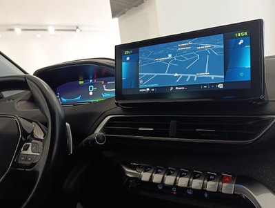 Peugeot 3008 Hybrid 225 e-EAT8 GT (15)