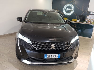 Peugeot 3008 Hybrid 225 e-EAT8 GT (3)