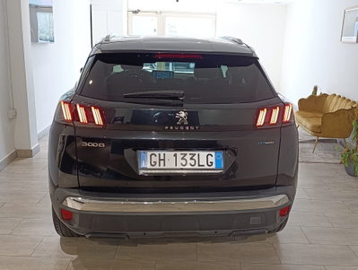 Peugeot 3008 Hybrid 225 e-EAT8 GT (4)