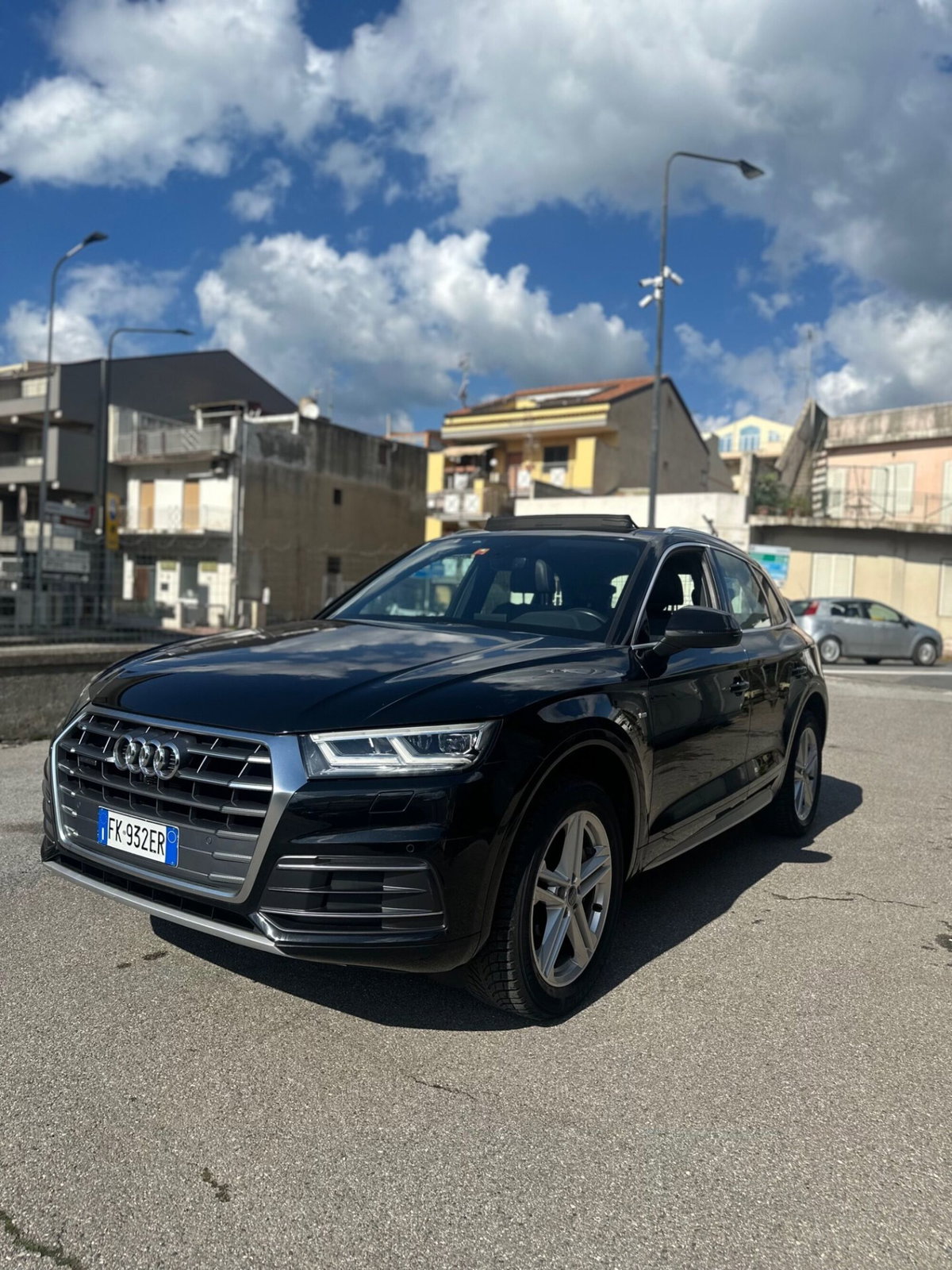 Audi Q5 40 TDI quattro S tronic Sport (2)