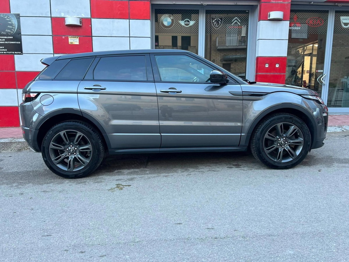 Land Rover Range Rover Evoque 2.0 TD4 180 CV 5p. SE Dynamic (3)
