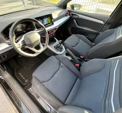 SEAT Arona 1.0 EcoTSI FR (8)