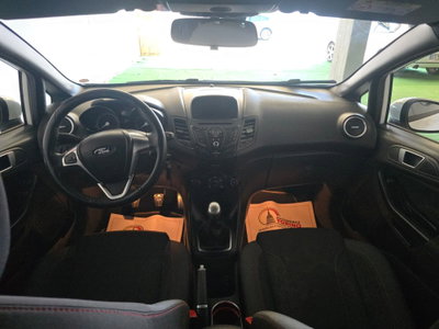 Ford Fiesta 1.5 TDCi 75CV 5 porte ST-Line (7)