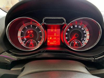 Opel Adam 1.2 70 CV Jam (12)