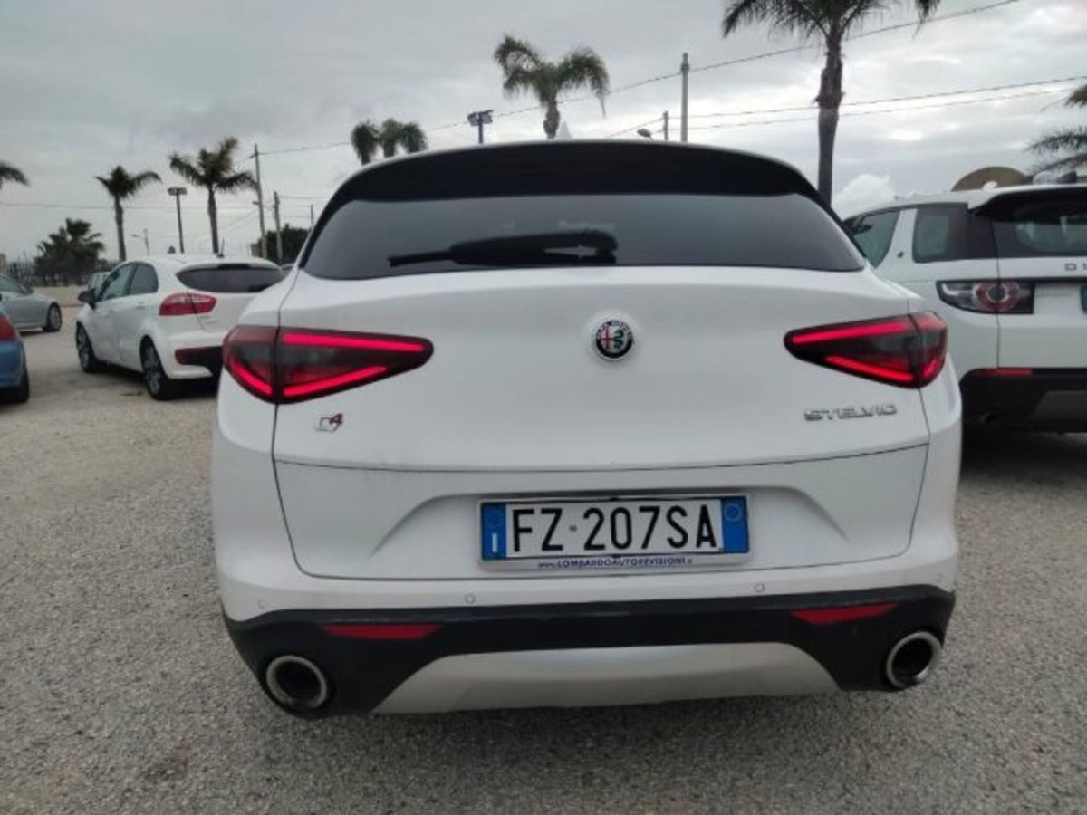 Alfa Romeo Stelvio Stelvio 2.2 Turbodiesel 190 CV AT8 Q4 B-Tech (3)