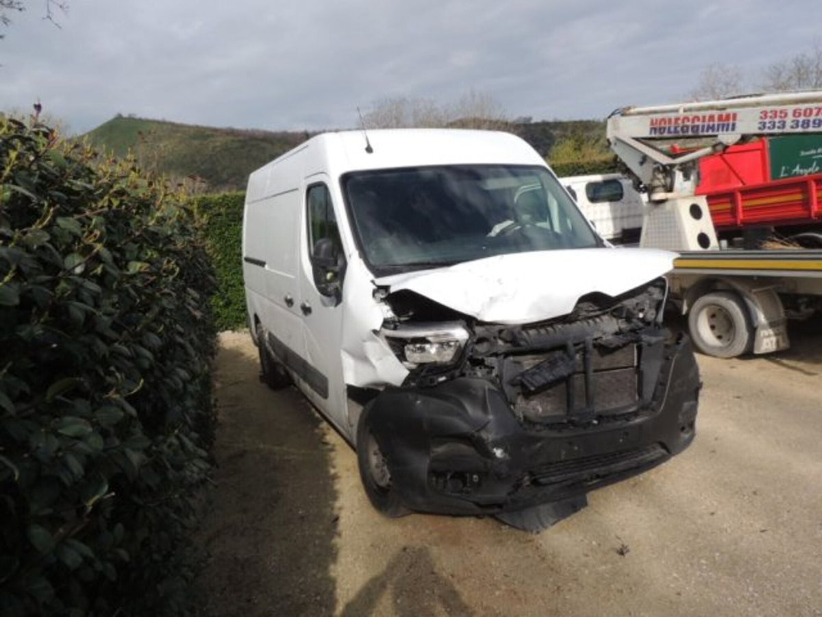 Renault Master Furgone T35 2.3 dCi 135 PM-TM Furgone Ice Plus (2)