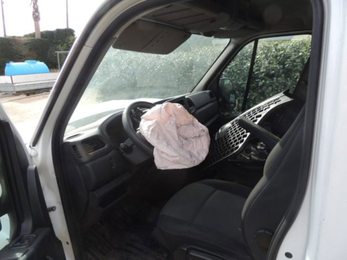 Renault Master Furgone T35 2.3 dCi 135 PM-TM Furgone Ice Plus (4)