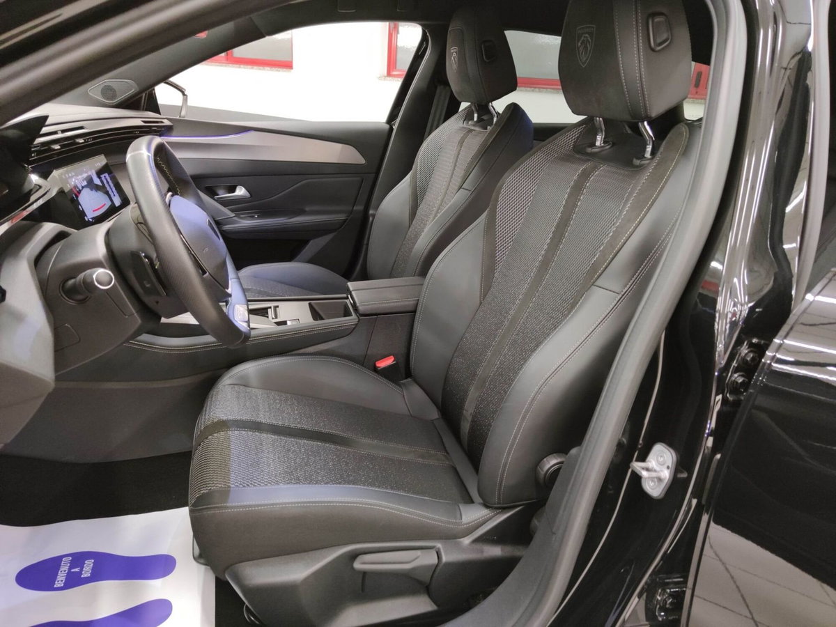 Peugeot 308 SW 1.2 puretech t GT s&s 130cv eat8 (13)