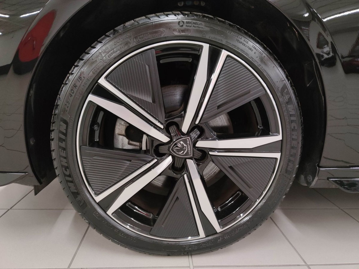 Peugeot 308 SW 1.2 puretech t GT s&s 130cv eat8 (9)