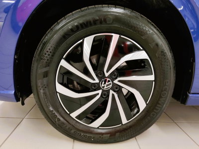 Volkswagen Polo 1.0 EVO (9)