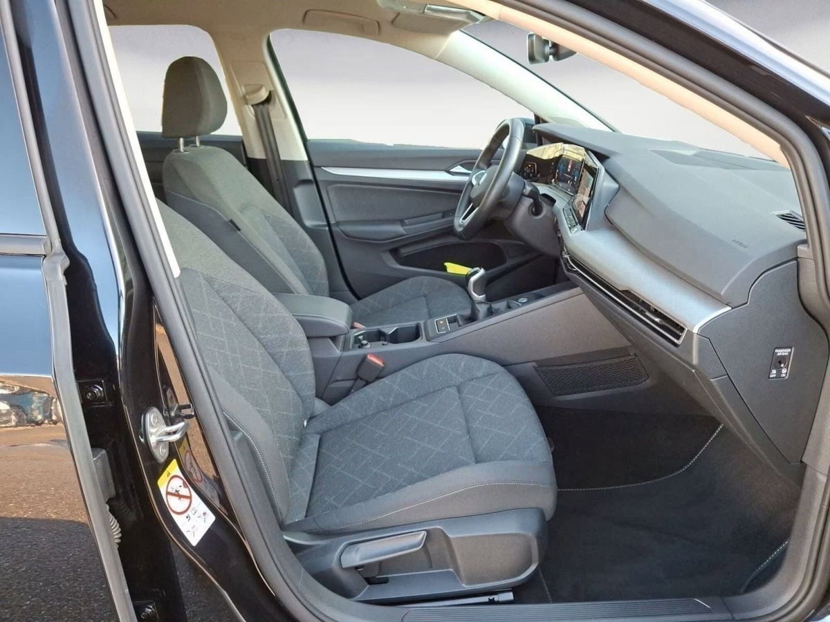 Volkswagen Golf 1.5 TSI EVO ACT Life (5)
