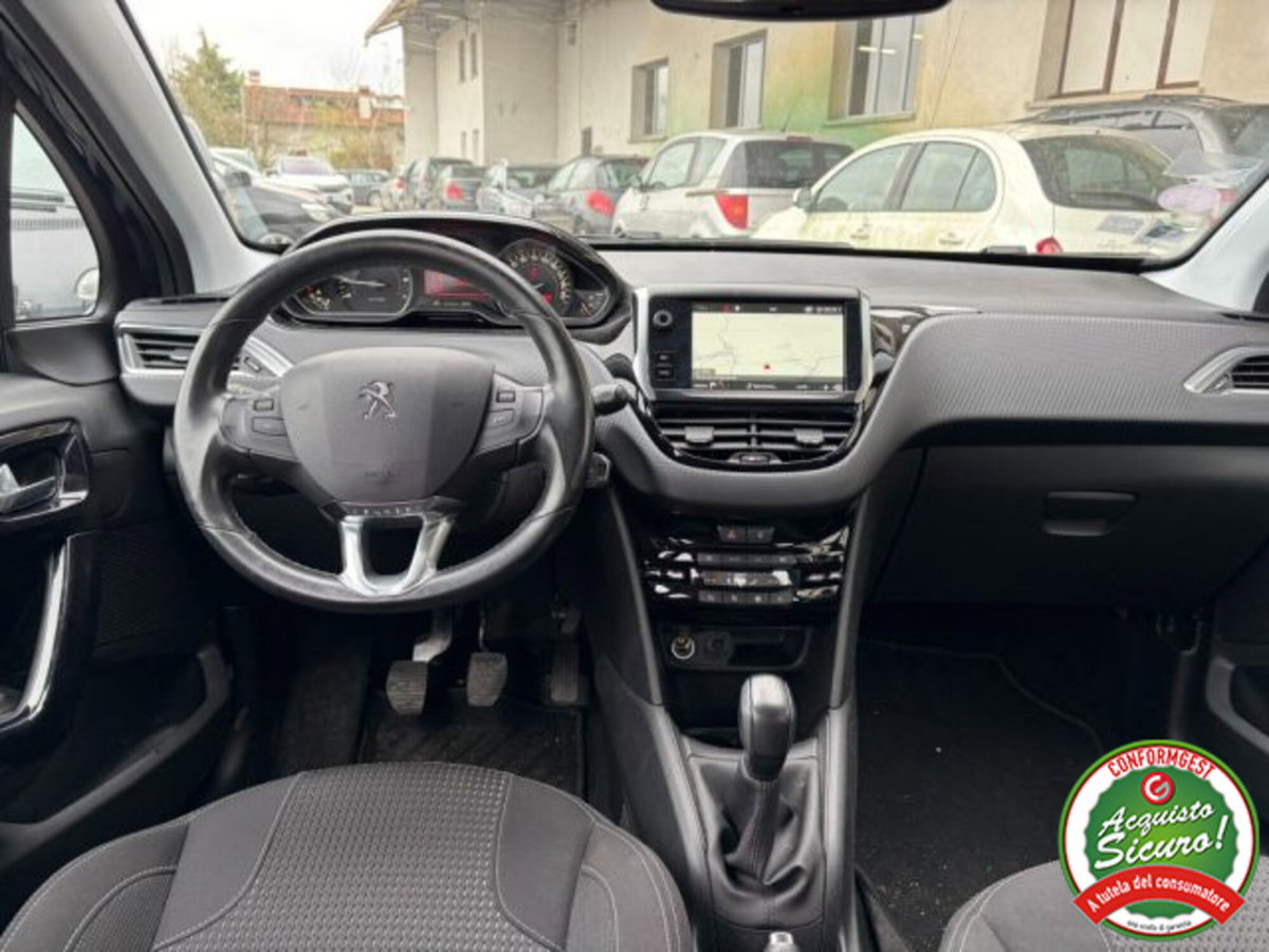Peugeot 208 82 5 porte Allure (9)
