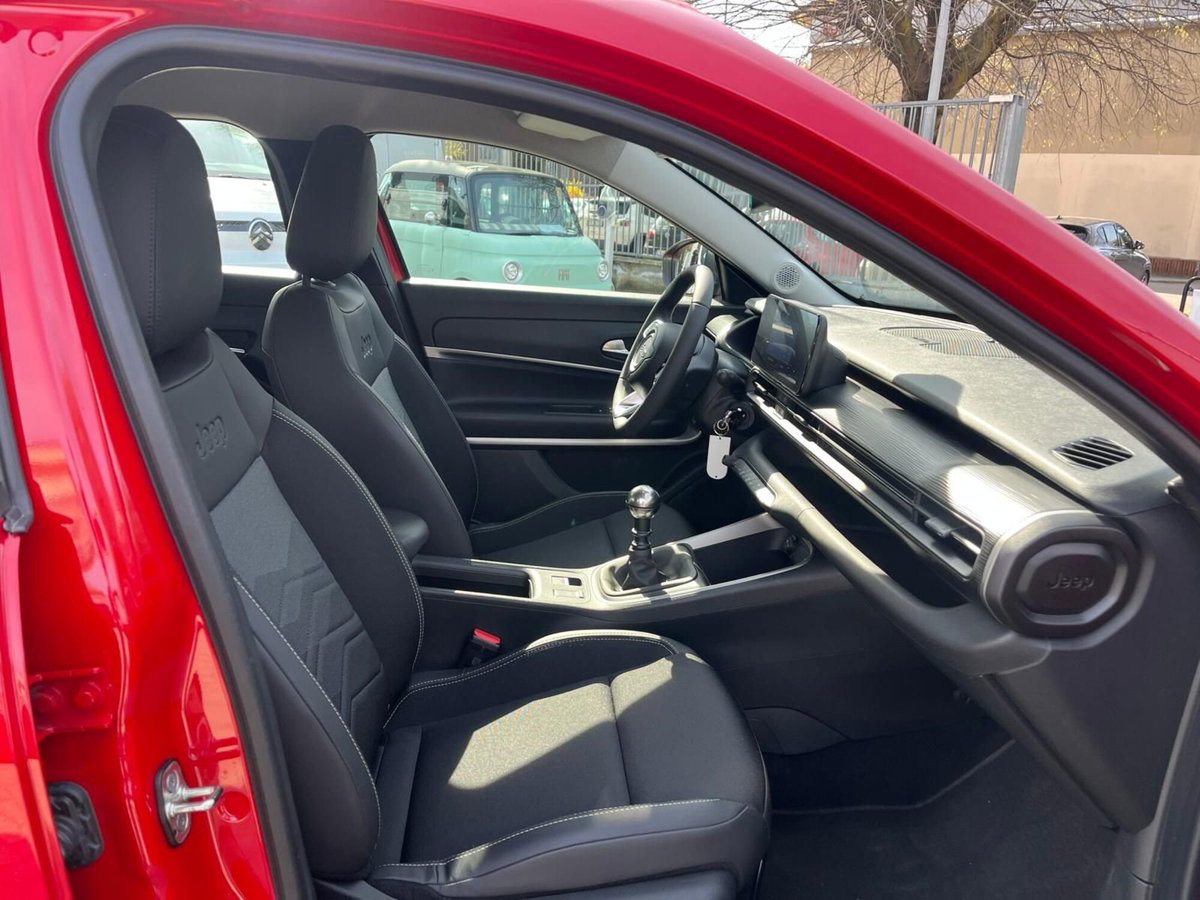 Jeep Avenger 1.2 turbo Altitude fwd 100cv (15)