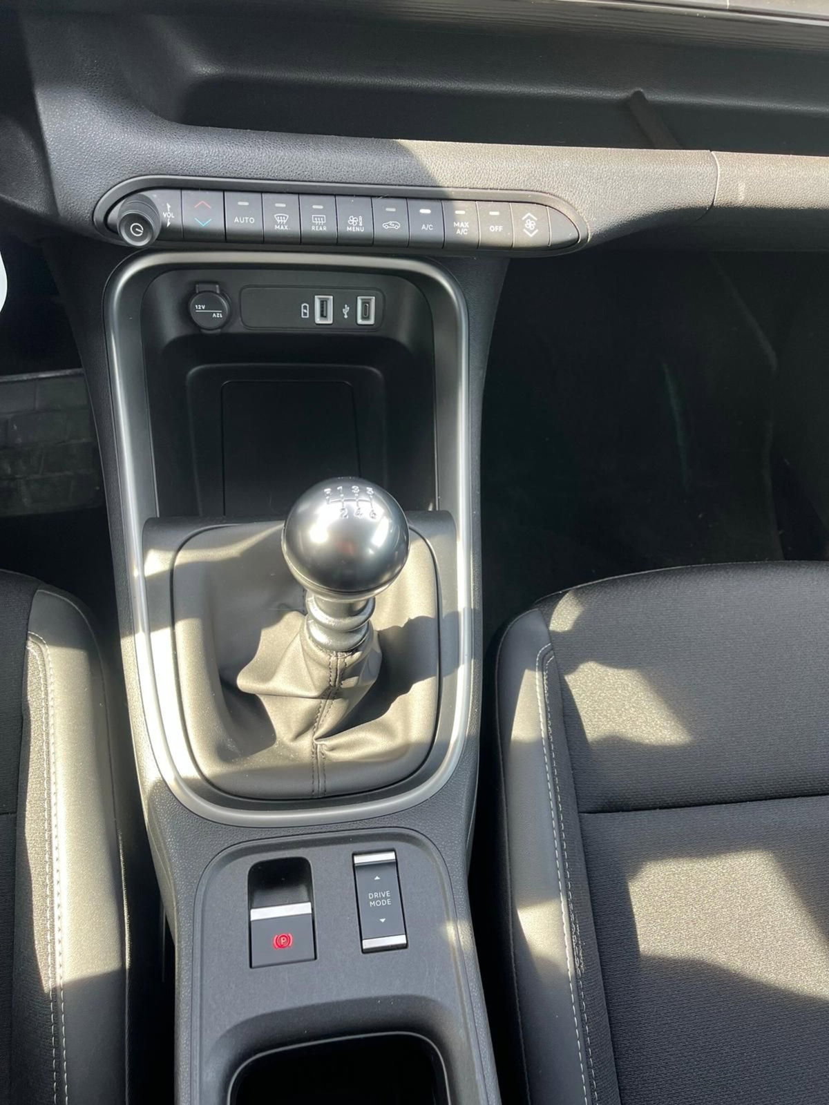 Jeep Avenger 1.2 turbo Altitude fwd 100cv (18)