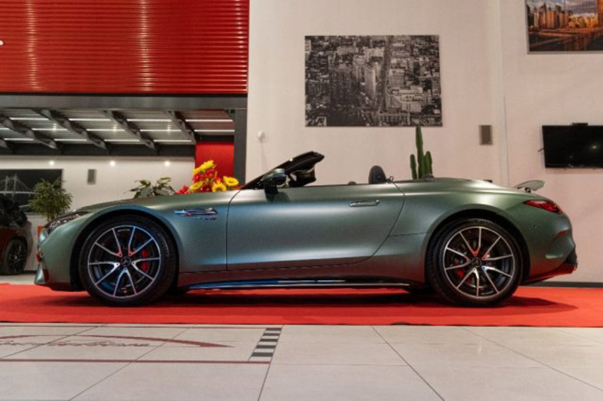 Mercedes-Benz SL 55 Premium 4matic+ auto (2)