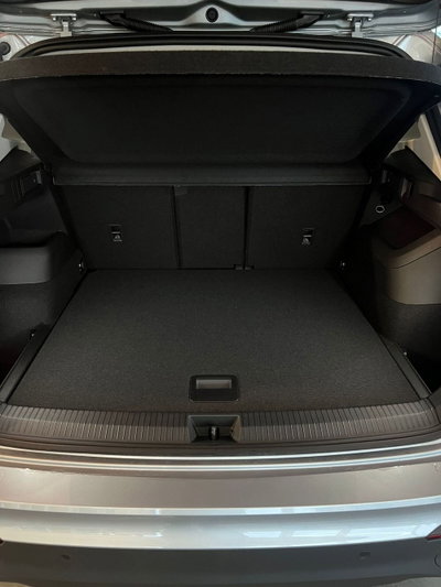 Volkswagen Tiguan Allspace 2.0 TDI SCR DSG 4MOTION Elegance (7)