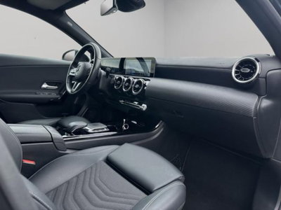 Mercedes-Benz Classe A 180 d Automatic Sport (17)