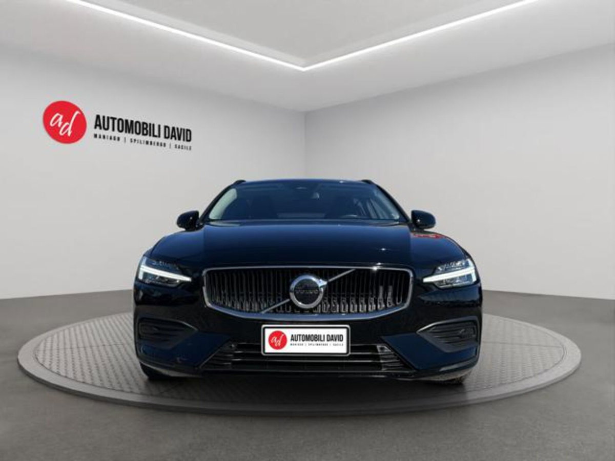 Volvo V60 B4 (d) automatico Essential (5)