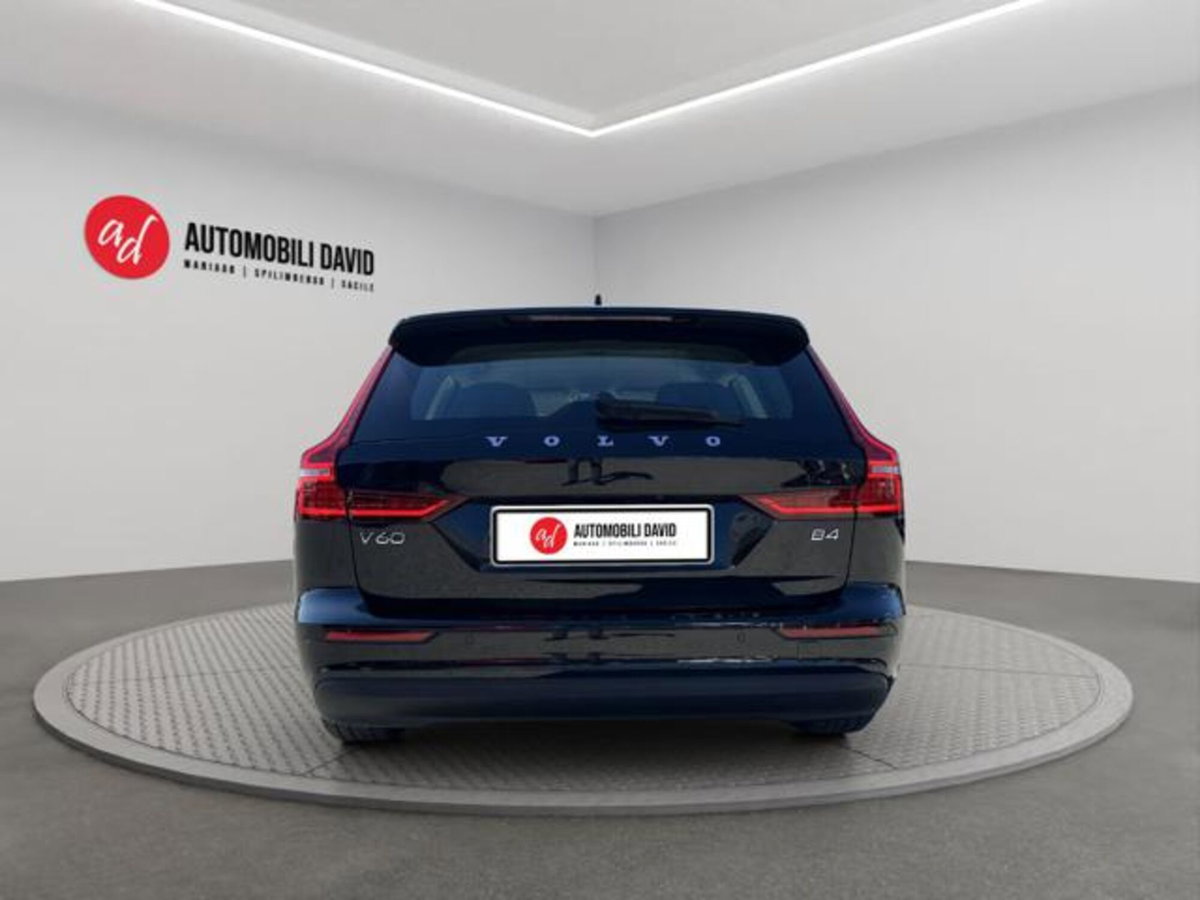 Volvo V60 B4 (d) automatico Essential (6)