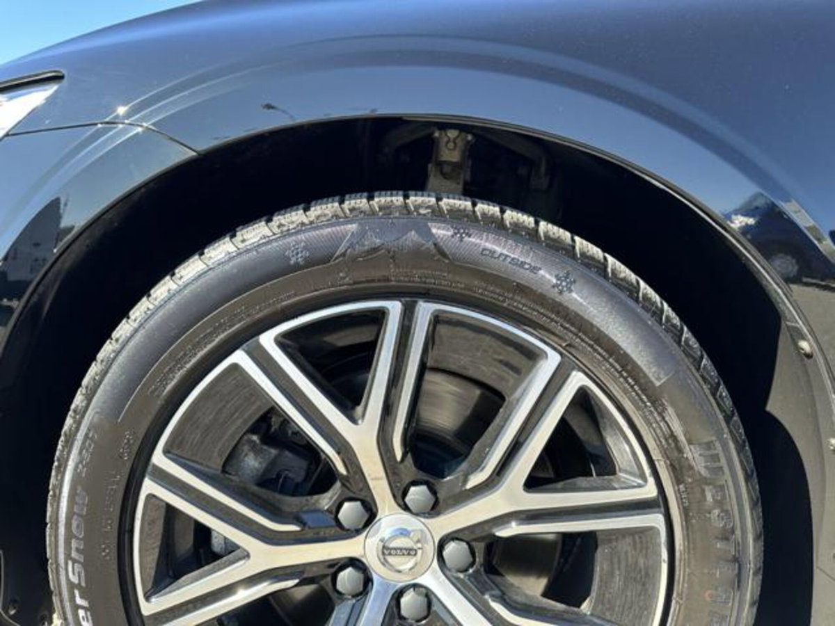 Volvo V60 B4 (d) automatico Essential (7)