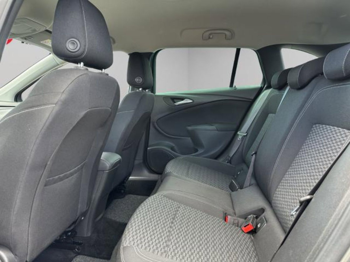 Opel Astra Station Wagon 1.6 CDTi 110CV Start&Stop Sports Business (13)