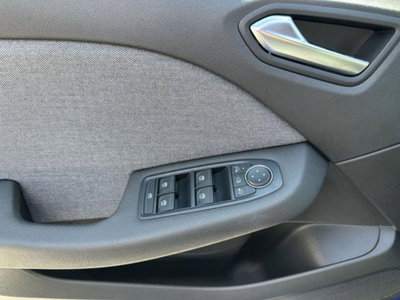 Renault Clio TCe 90 CV 5 porte Techno (9)
