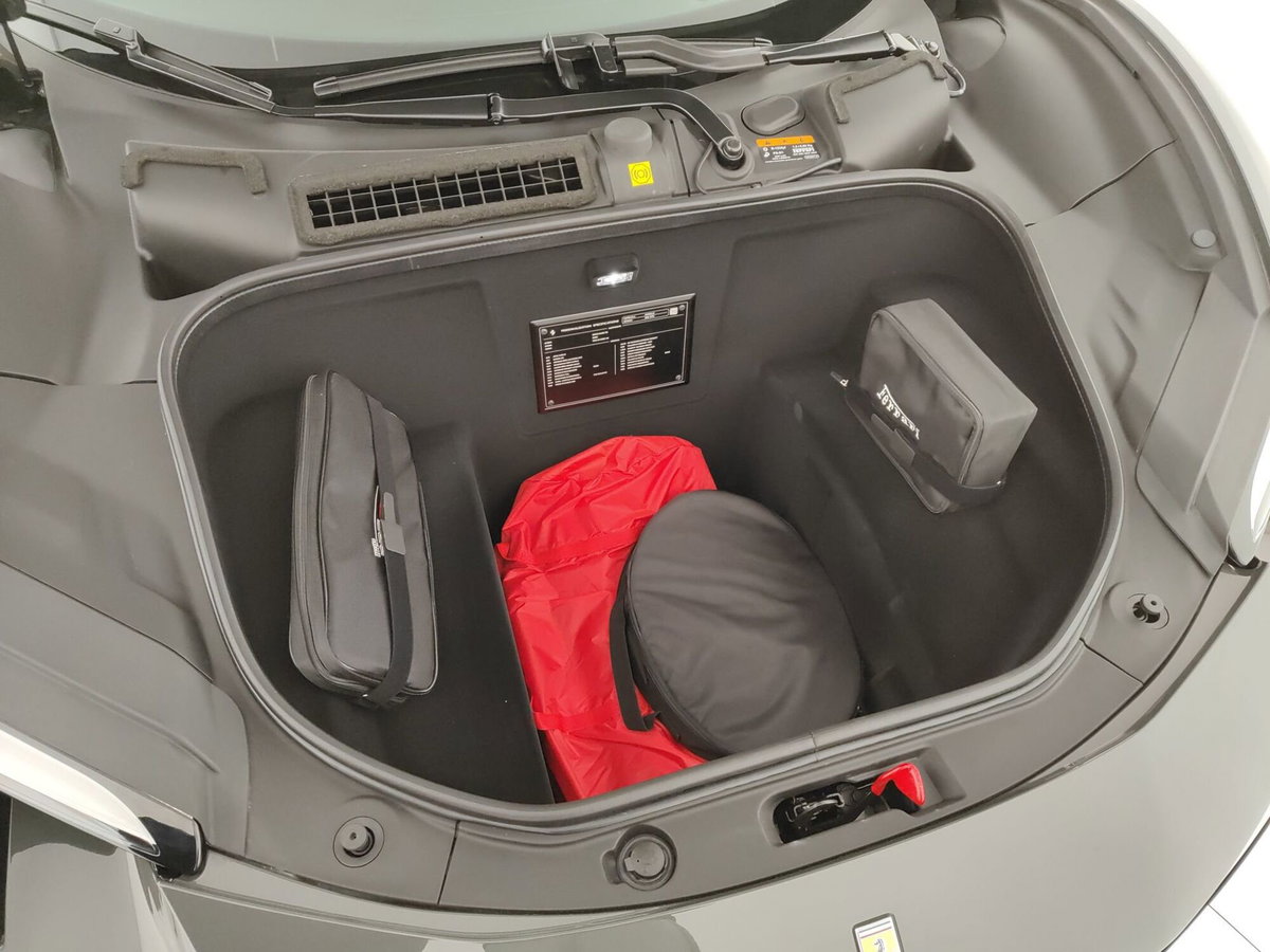 Ferrari 296 Spider 3.0 GTS (13)
