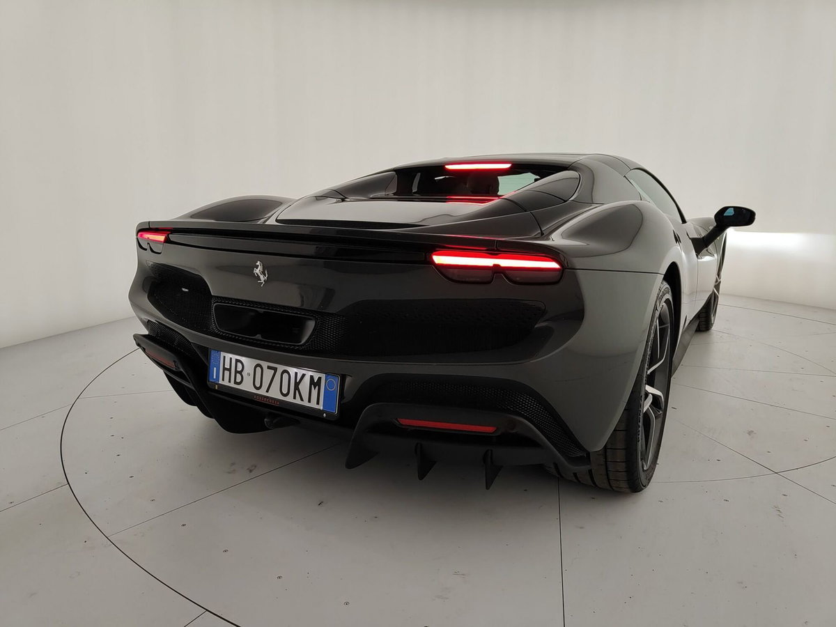 Ferrari 296 Spider 3.0 GTS (7)