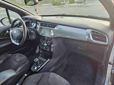 Ds DS 3 Coupé DS 3 1.6 e-HDi 90 ETG6 Sport Chic (10)