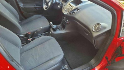 Ford Fiesta 1.4 3p. Bz.- GPL Titanium (8)