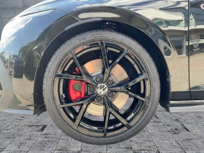 Volkswagen Golf GTI Clubsport 2.0 TSI DSG 5p. BlueMotion Technology (7)