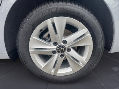 Volkswagen Golf Variant 1.5 etsi Life 115cv dsg (11)