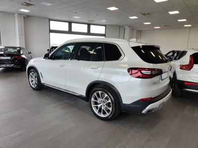 BMW X5 xDrive30d 48V xLine (9)